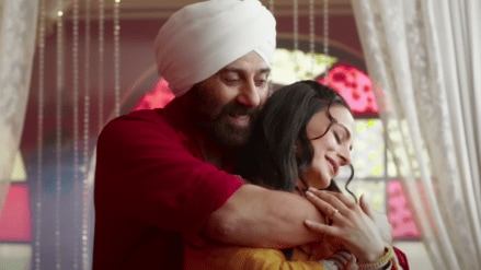 Gadar 2, Gadar 2 star fees, sunny deol sunny deol fees, Gadar 2 sunny deol, sunny deol net worth, ameesha patel fees, ameesha patel gadar, gadar 2 review