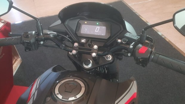 honda sp160 features