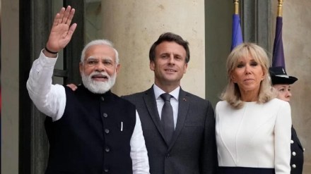 Modi three nation Europe trip, Modi in Europe, Modi in France, prime minister Narendra Modi, Emmanuel macron, Modi meet macron, Modi Europe trip, Modi Europe tour