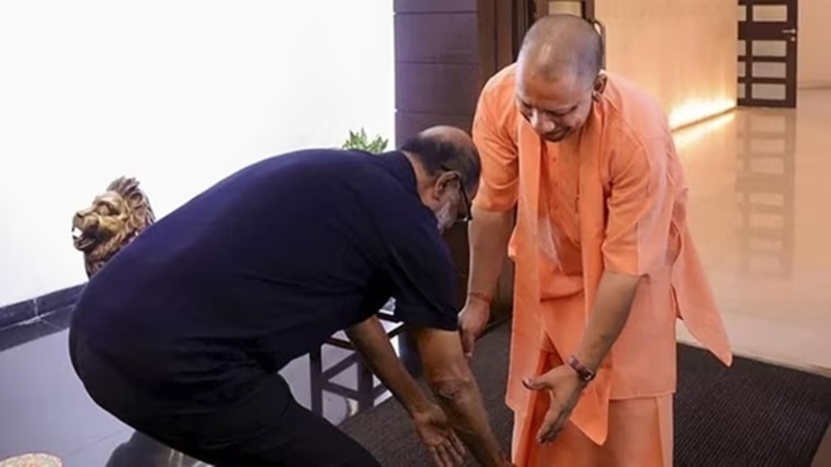 'What's wrong with it?' Tamil Nadu BJP on Rajinikanth touching Yogi Adityanath's feet 'What's wrong with it?' Tamil Nadu BJP on Rajinikanth touching Yogi Adityanath's feet