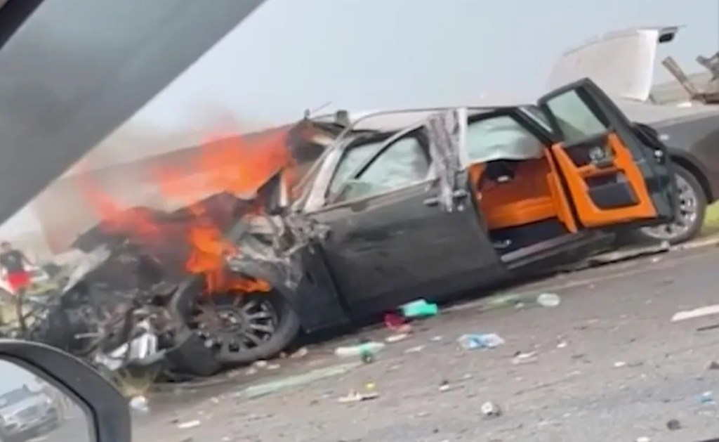 2 killed as speeding Rolls Royce crashes into oil tanker on highway near Delhi 2 killed as speeding Rolls Royce crashes into oil tanker on highway near Delhi