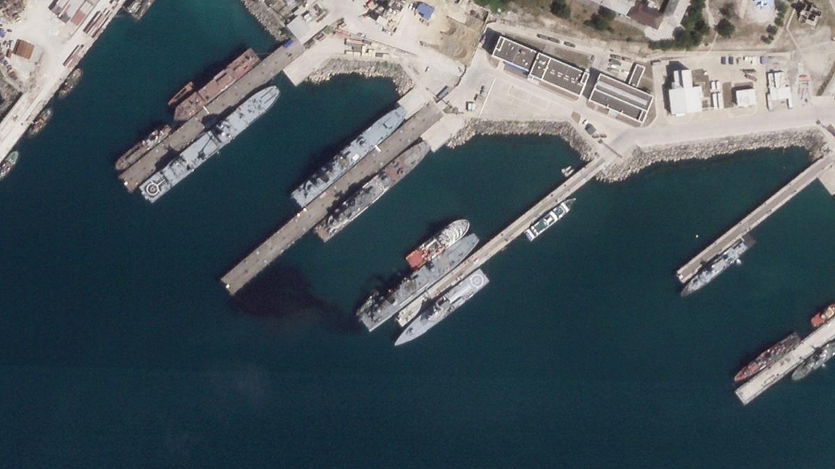 Ukrainian drones, Russian tanker, Black Sea, Crimea, Sea attack, Naval capabilities, Ukrainian ports, Grain-export agreement Ukrainian drones, Russian tanker, Black Sea, Crimea, Sea attack, Naval capabilities, Ukrainian ports, Grain-export agreement