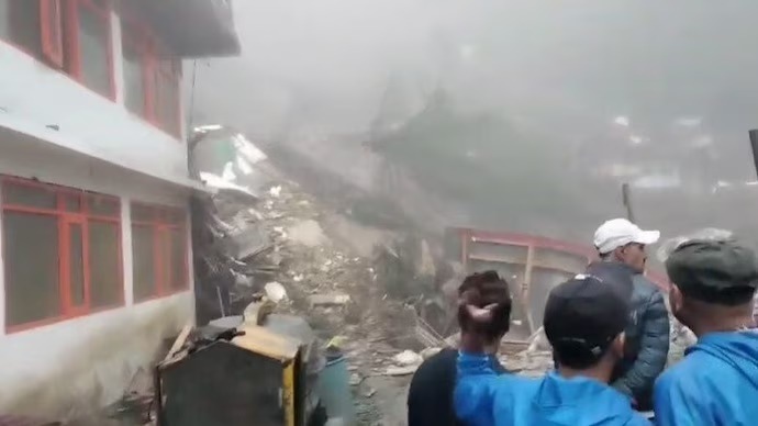 9 dead as temple collapses in rain-hit Shimla, several feared trapped 9 dead as temple collapses in rain-hit Shimla, several feared trapped