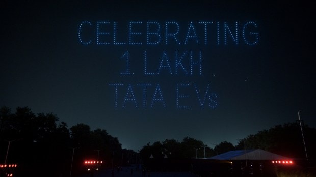 Tata 1 lakh EVs