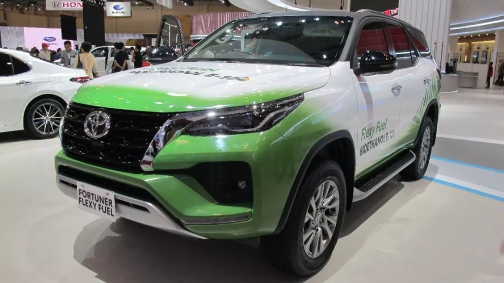 Toyota Fortuner Flexy fuel