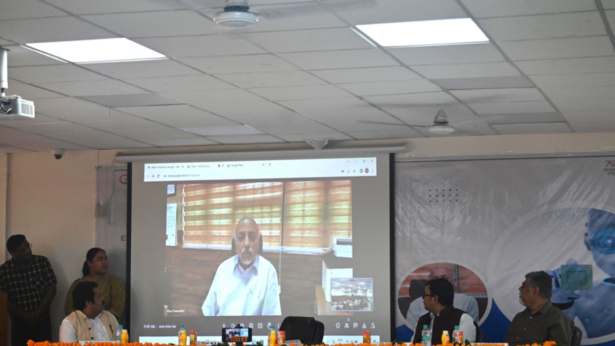 Designed by FITT, IIT Delhi, these Advance certificate courses have been launched in collaboration with Industry Partner, Elios Healthcare.