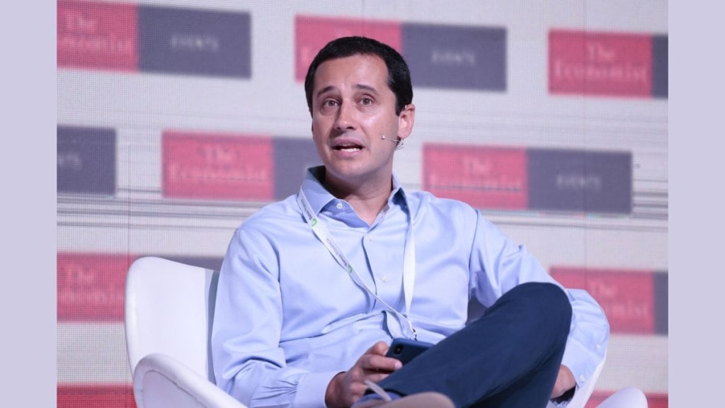 Arnt left to pursue new opportunities, the firm said in a statement Thursday.