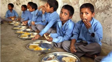 The CM served food to the children at a school here and also joined them for breakfast. The CM served food to the children at a school here and also joined them for breakfast.