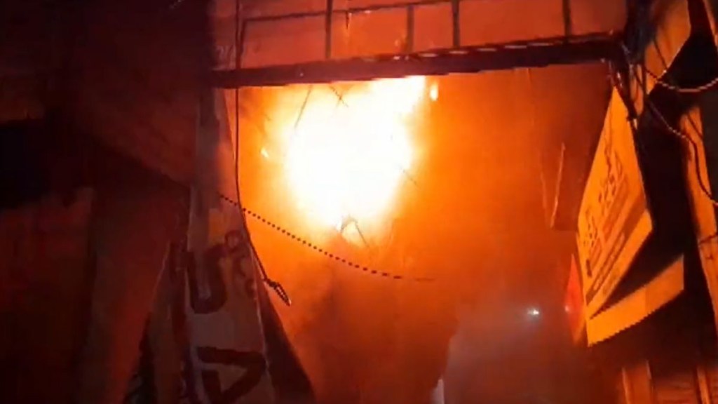 Delhi| Fire in Gandhi Nagar