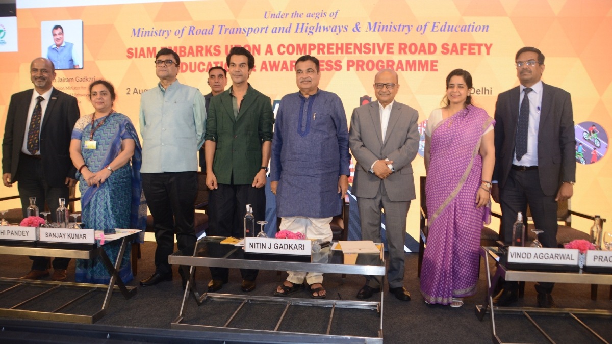 SIAM introduces road safety programme to educate school going childrens