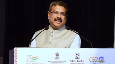 UGC renames Teacher Training Centres to Madan Mohan Malviya: Pradhan announcement UGC renames Teacher Training Centres to Madan Mohan Malviya: Pradhan announcement