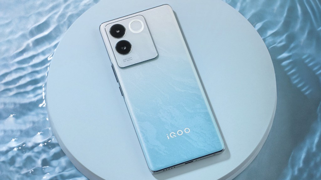 iQOO Z7 Pro 5G first look revealed
