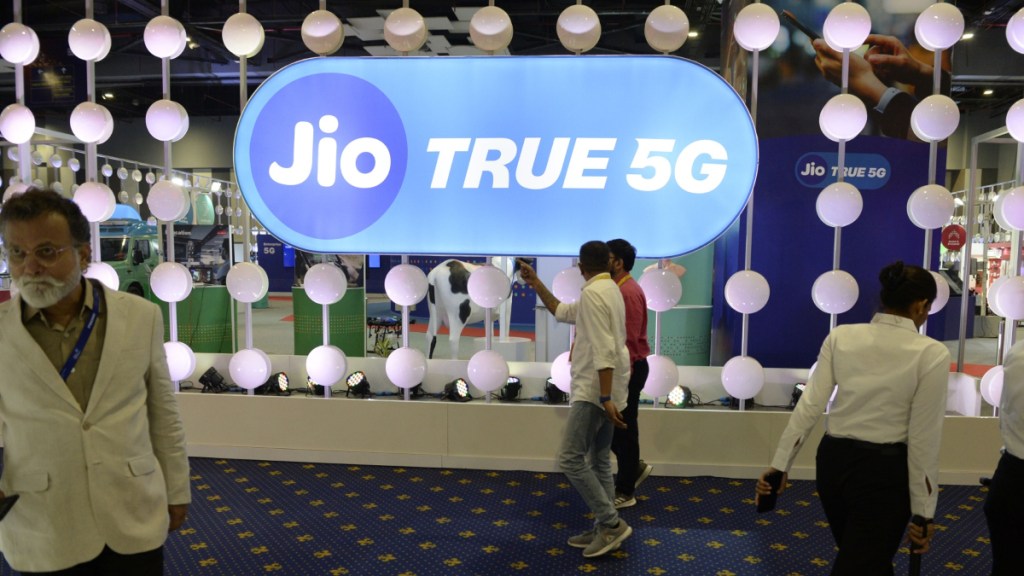Jio Rs 2,999 annual prepaid recharge plan
