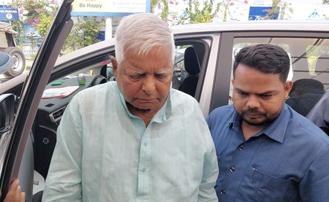 CBI challenges Lalu Yadav's bail in Supreme Court over fodder scam case