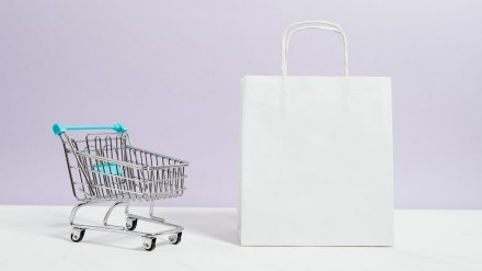 ecommerce, sustainability, sustainable packaging, carbon neutrality, renewable energy, circular economy
