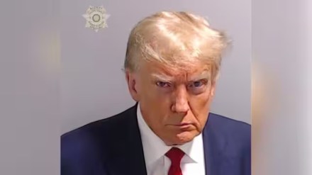 Donald trump in jail, Trump mug shot,