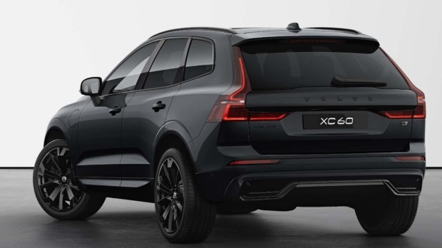 volvo XC60 black variant (2)