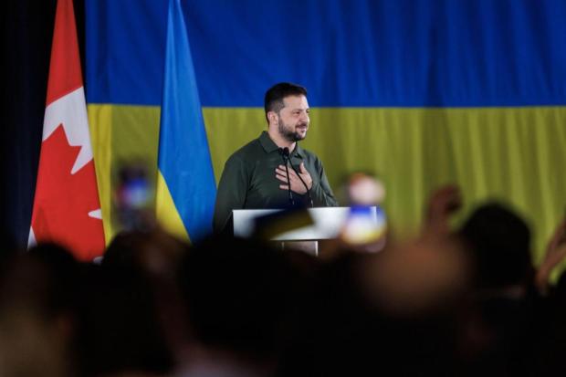 While this marks President Zelensky’s first in-person visit since the conflict began, he had previously addressed Canadian parliament via video link.