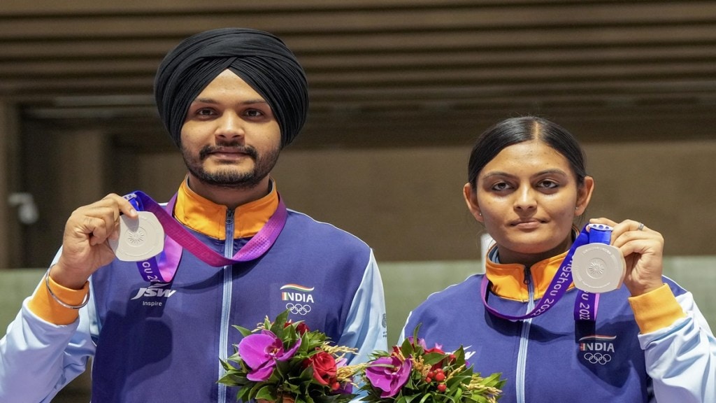 Asia Games 2023, India's Medal Tally by 30th September: Silver medalist Indian shooters Sarabjot Singh and Divya Thadigol Subbaraju pose with the medal after the 10m Air Pistol Mixed Team Gold Medal match at the 19th Asian Games, in Hangzhou, China.