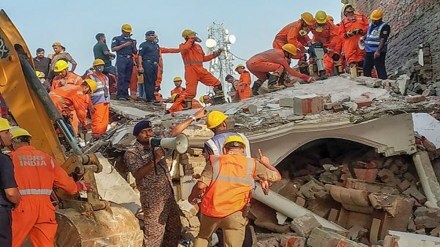 Two dead, 10 injured in building collapse in Uttar Pradesh's Barabanki
