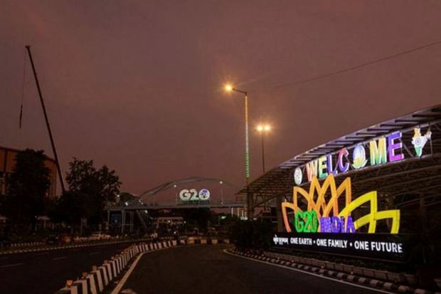 A G20 logo is pictured in front of the main venue of the summit in New Delhi. (REUTERS/Adnan Abidi)