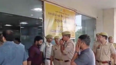 Greater Noida, Dream valley Project, Greater Noida building, Greater Noida lift crash, Uttar Pradesh, Gaur City