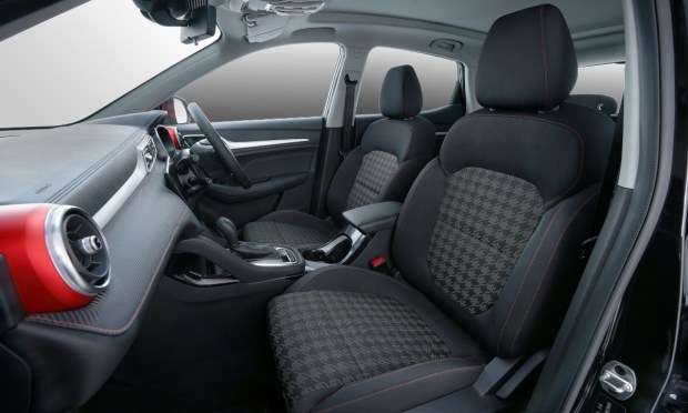 MG Astor Blackstorm interior