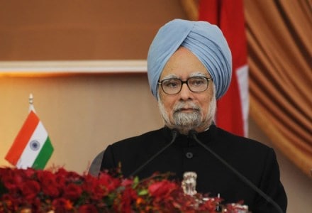 PM Modi wishes predecessor Manmohan Singh on his 91st Birthday PM Modi wishes predecessor Manmohan Singh on his 91st Birthday