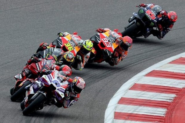 Prima Pramac Racing's Jorge Martin and Ducati Lenovo Team's Francesco Bagnaia, Mooney VR46 Racing Team's Marco Bezzecchi and riders in action. (Image: Reuters)