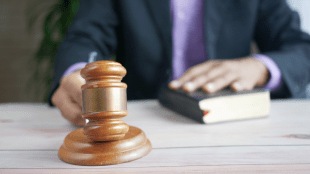 A Burger King spokesperson said the plaintiffs’ claims are false, and that the beef patties in its ads are the same ones it serves across the U.S