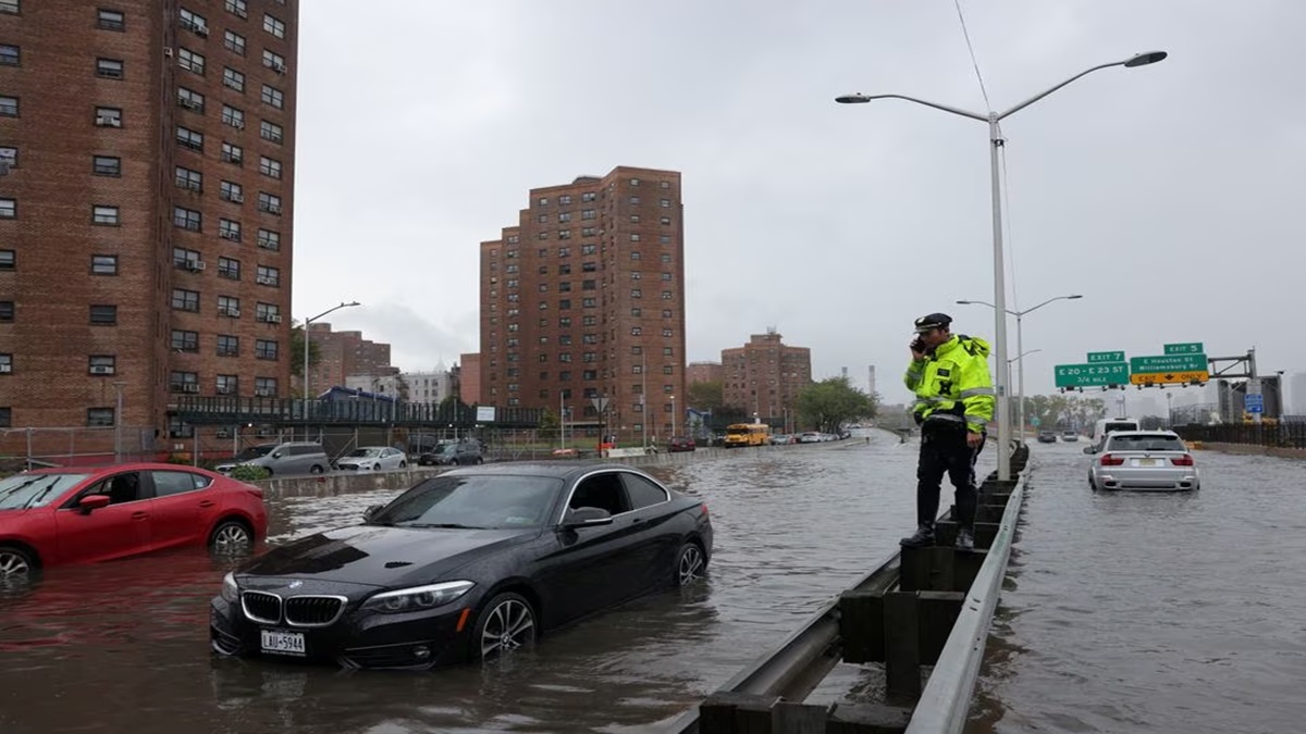 Rain, floods in New york Rain, floods in New york