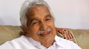 CBI report points to conspiracy against Oommen Chandy in sexual abuse case