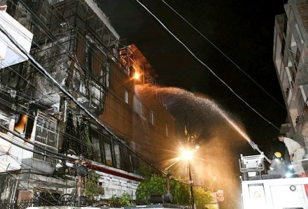 VIDEO | Man jumps four floors after fire breaks out at Bengaluru cafe, hospitalised
