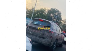 Tata Safari spied feature
