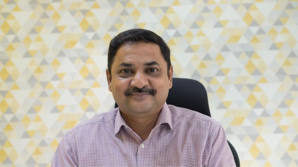 AI algorithms can help financial institutions detect fraudulent activity