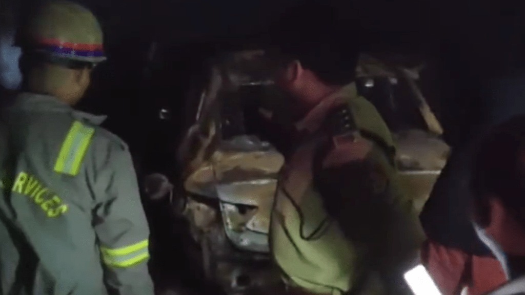 Ghaziabad: Fire breaks out in society's basement at DLF Ankur Vihar, four cars, 12 two-wheelers charred Ghaziabad: Fire breaks out in society's basement at DLF Ankur Vihar, four cars, 12 two-wheelers charred