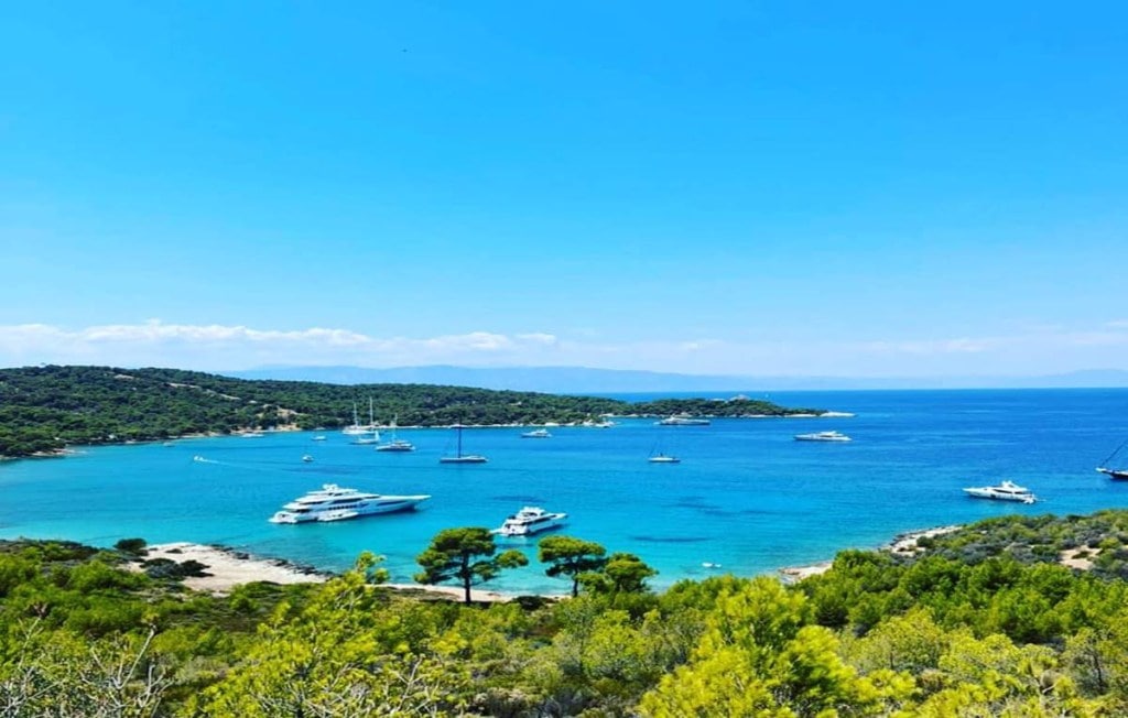 Golden visa, Indian immigration, residential visa, investment, citizenship, Cyprus, Greece Golden visa, Indian immigration, residential visa, investment, citizenship, Cyprus, Greece