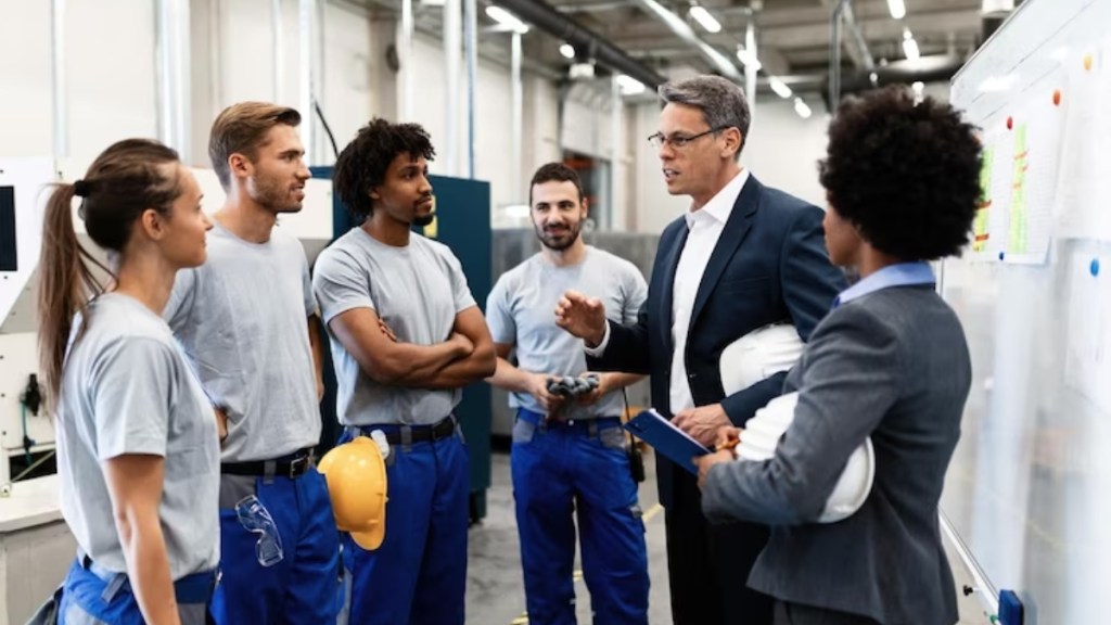 Guiding light of success; the power of learning from industry pioneers Guiding light of success; the power of learning from industry pioneers