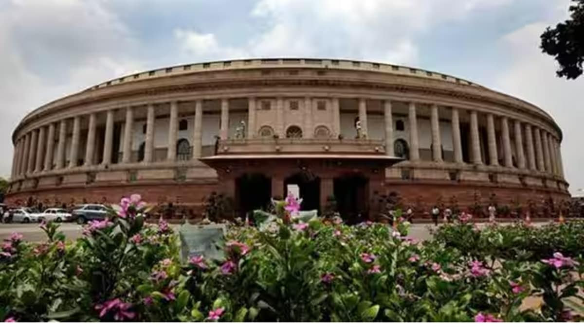 cooperative federalism, Governance Reforms, urbanisation, decentralisation, constitution amendment, NITI Aayog, GDP, GST