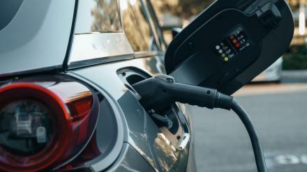 electric vehicle