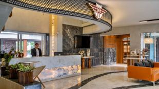 Scaling the Experience: Franchising themed resorts for business expansion