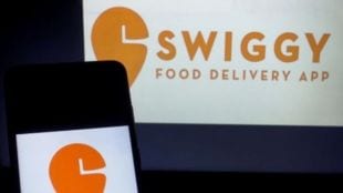 The company has roped in ex-Amazon and Marico executive Dipak Krishnamani to take over the reins of Swiggy Mall
