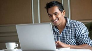 Study abroad, Online money transfer platforms, students, KYC compliance, transferring money