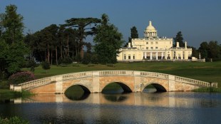 Mukesh Ambani, real estate, financing, HSBC bank, Stoke Park estate, financing arrangements, renovation plans, Reliance