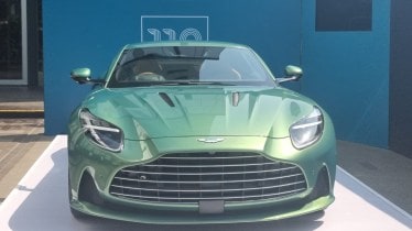 Aston Martin DB12
