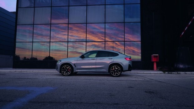 BMW X4 M40i side