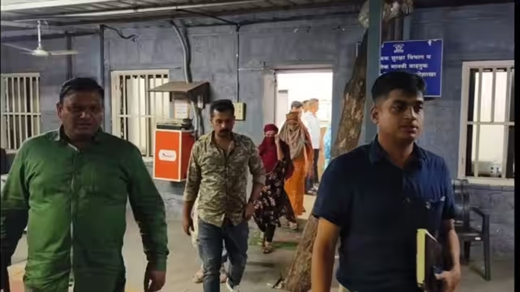 Pune: Bangladeshi girl rescued from forced prostitution after being lured by 'Facebook Friend'