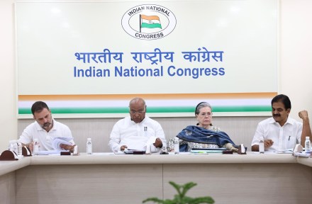 Congress CEC meeting to finalise candidates in Rajasthan, Chhattisgarh, MP, begins in Delhi Congress CEC meeting to finalise candidates in Rajasthan, Chhattisgarh, MP, begins in Delhi