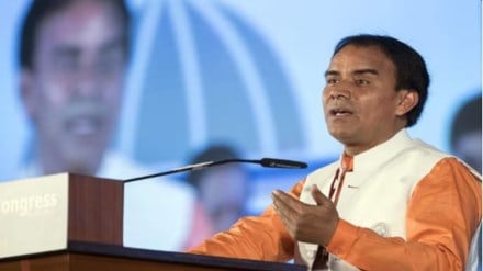 The committee for social sciences constituted by the NCERT to revise the school curriculum has recommended replacing ‘India’ with ‘Bharat’ in school textbooks for all classes.