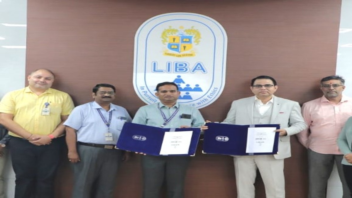 The Postgraduate programme claims to provide students with a comprehensive understanding of financial planning.